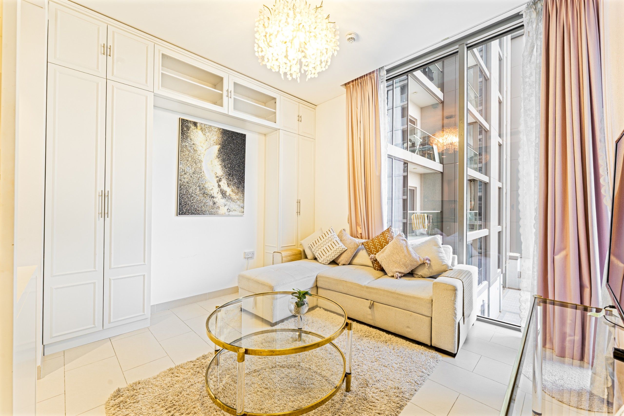 Furnished 1 Bed | Premium Creek Vistas Living
